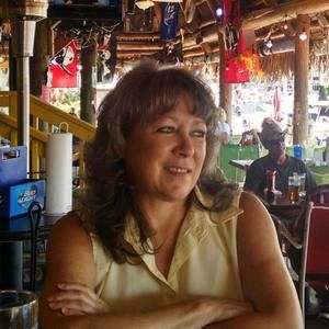 Meet your Posher, Debbie